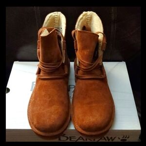 Bearpaw Boots (Zora)